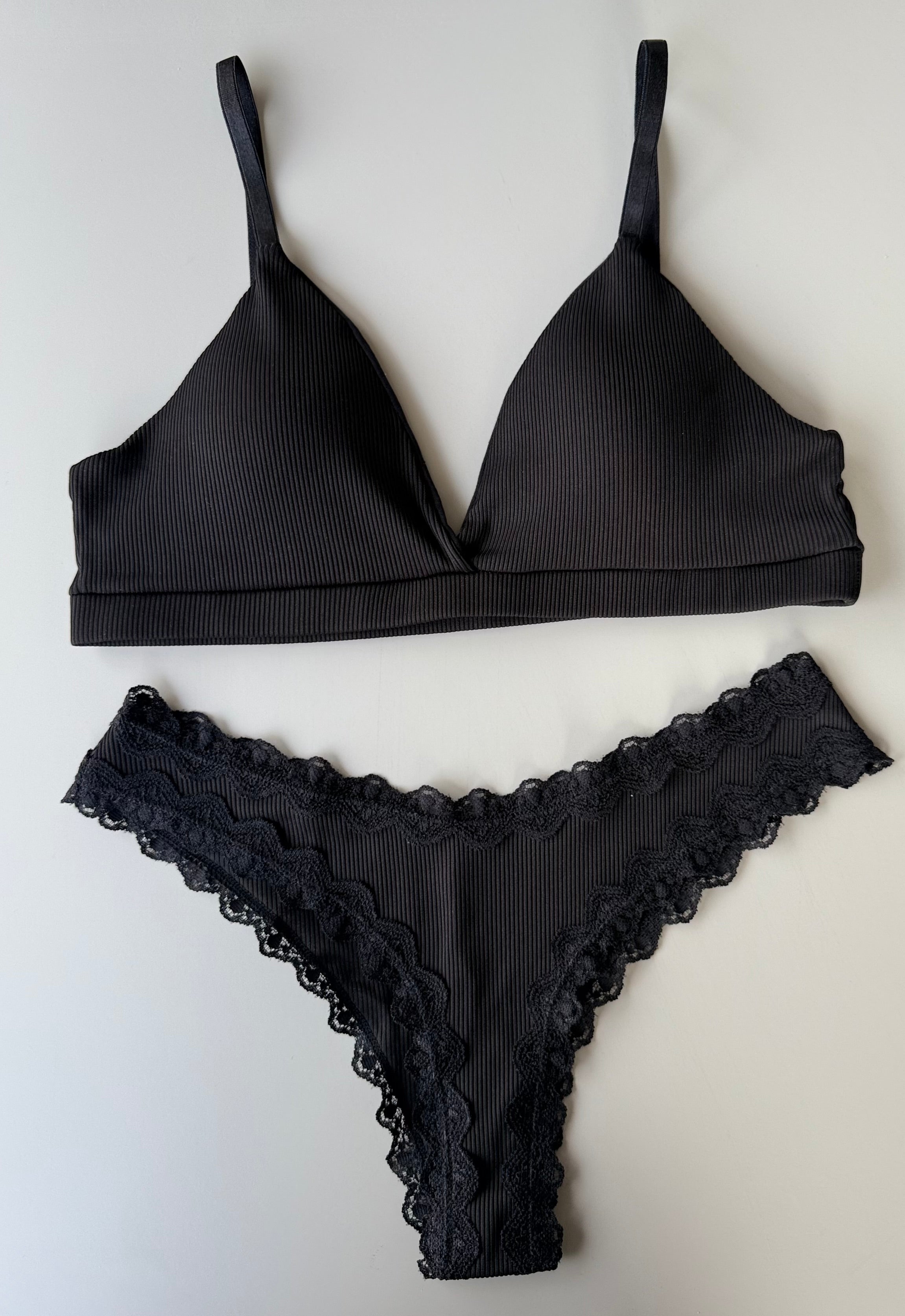 Ribbed Set Top + Panty En Rib