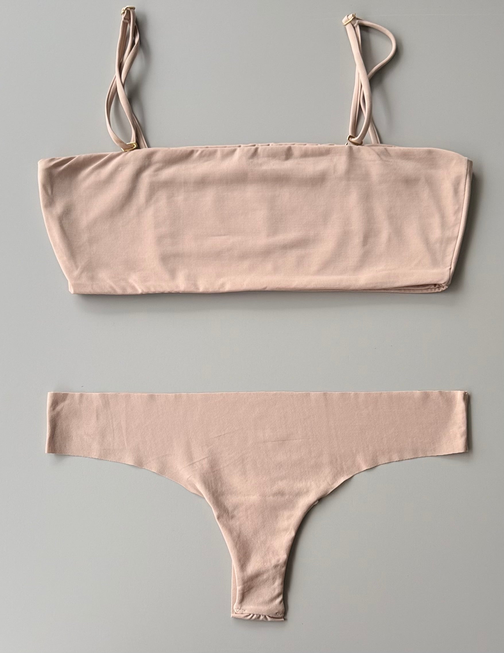 Set: Top Multiusos Sin Costuras + Comfy Panty Estilo Tanga Sin Costuras