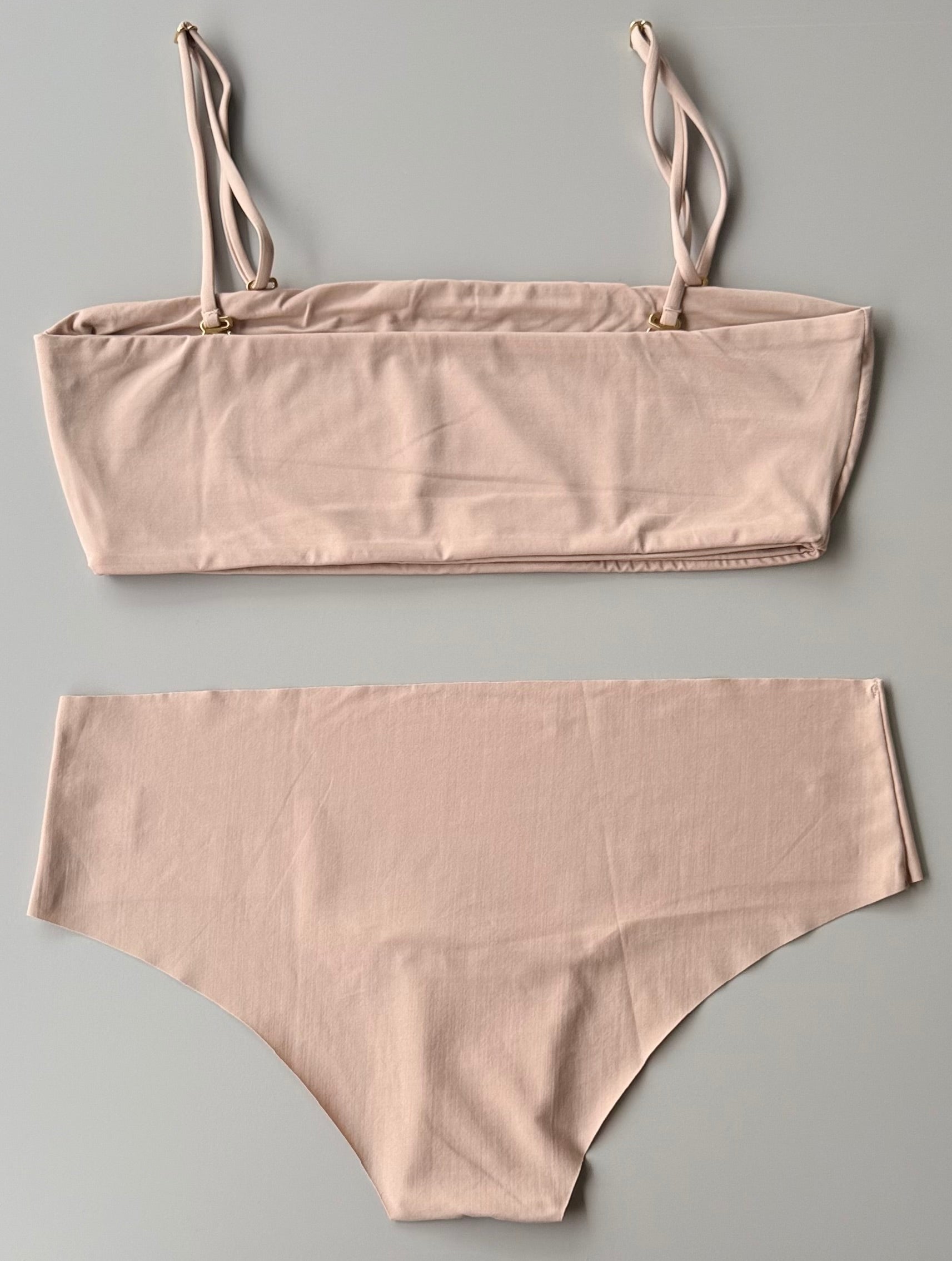 Set: Top Multiusos Sin Costuras + Panty Estilo Hipster Sin Costuras