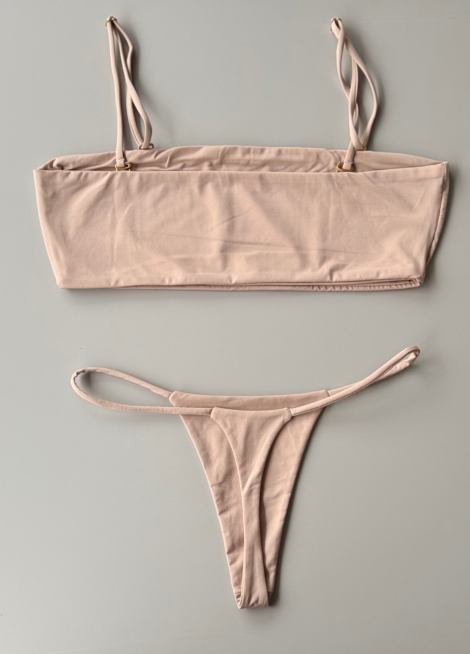 Set: Top Multiusos Sin Costuras + Panty Sin Costuras Estilo Brasilera