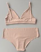 Set: Top Estilo Bra Sin Costuras + Panty Estilo Hipster Sin Costuras