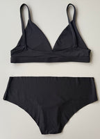 Set: Top Estilo Bra Sin Costuras + Panty Estilo Hipster Sin Costuras